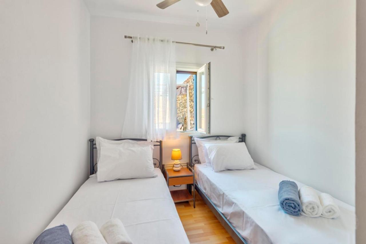 فيلا Oceania House With Sea View Posidhonía المظهر الخارجي الصورة